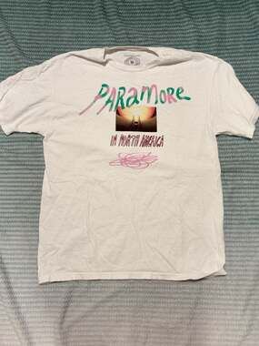 Official Paramore 2023 North America Tour Concert T-Shirt White Size L
